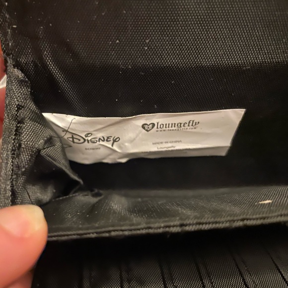 Little Mermaid Tri-Fold Loungfly - Picture 6 of 8